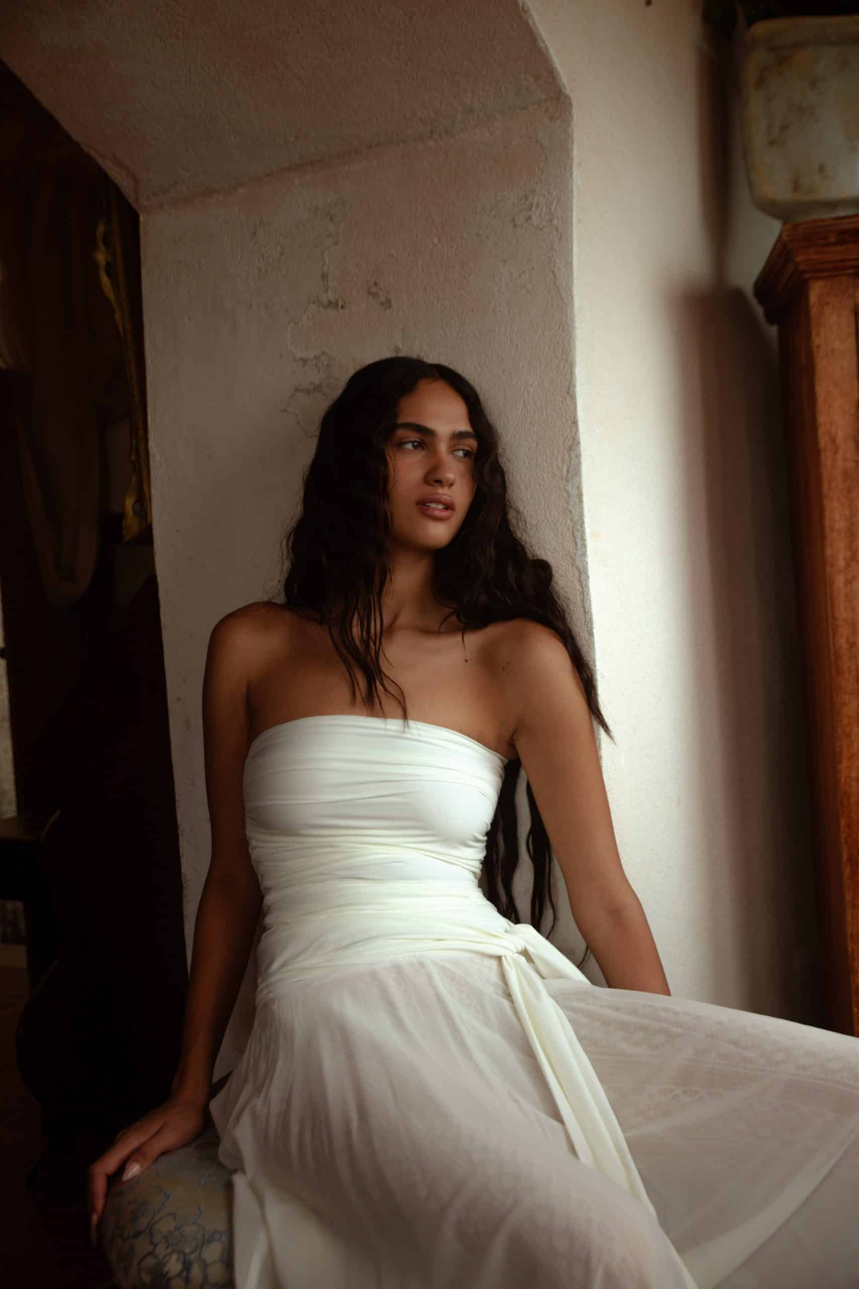 Strapless stretch gown