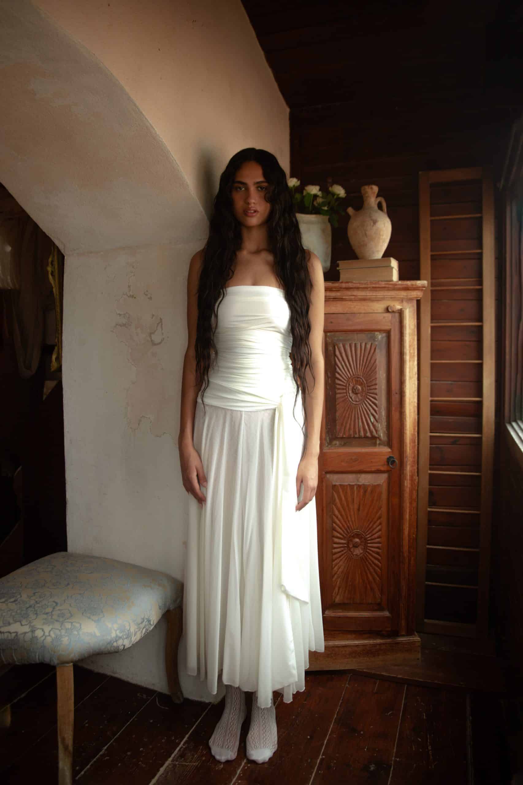 Strapless stretch gown