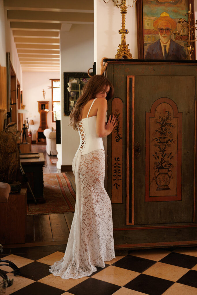 mishi bridal 25-9042